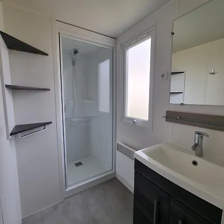 Joli Mobil 4-6 Personnes 416 Camping *