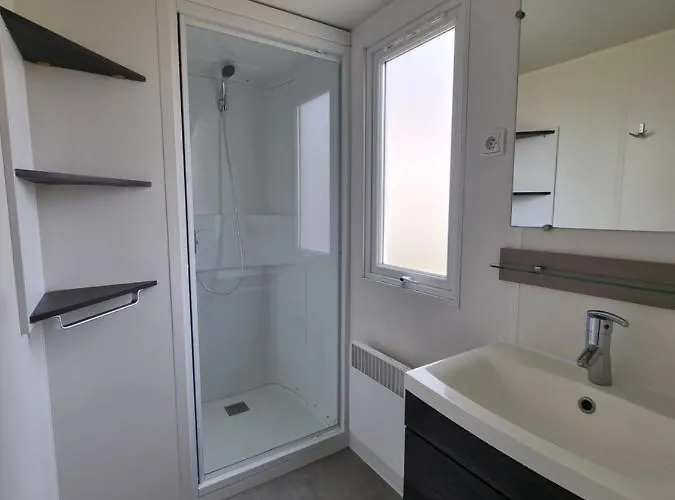 Joli Mobil 4-6 Personnes 416 Camping *